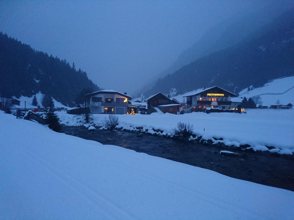 Ferienwohnung Haus Bergfreund St. Leonhard im Pitztal Exterior foto